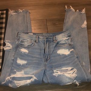American Eagle Mom Jeans